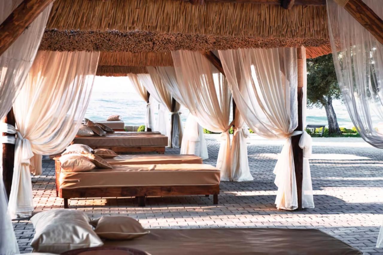 Manici Kasri Hotel Kucukkuyu Luaran gambar